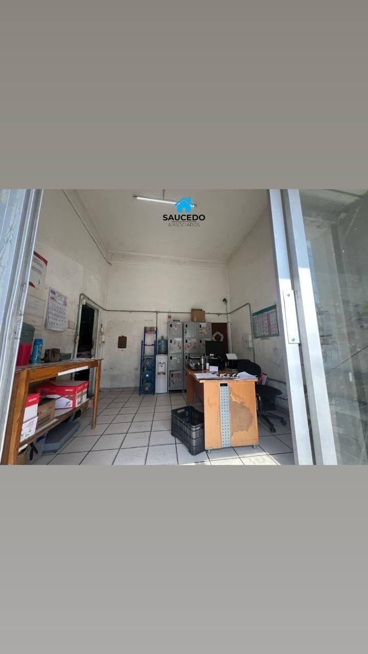 3 de 8