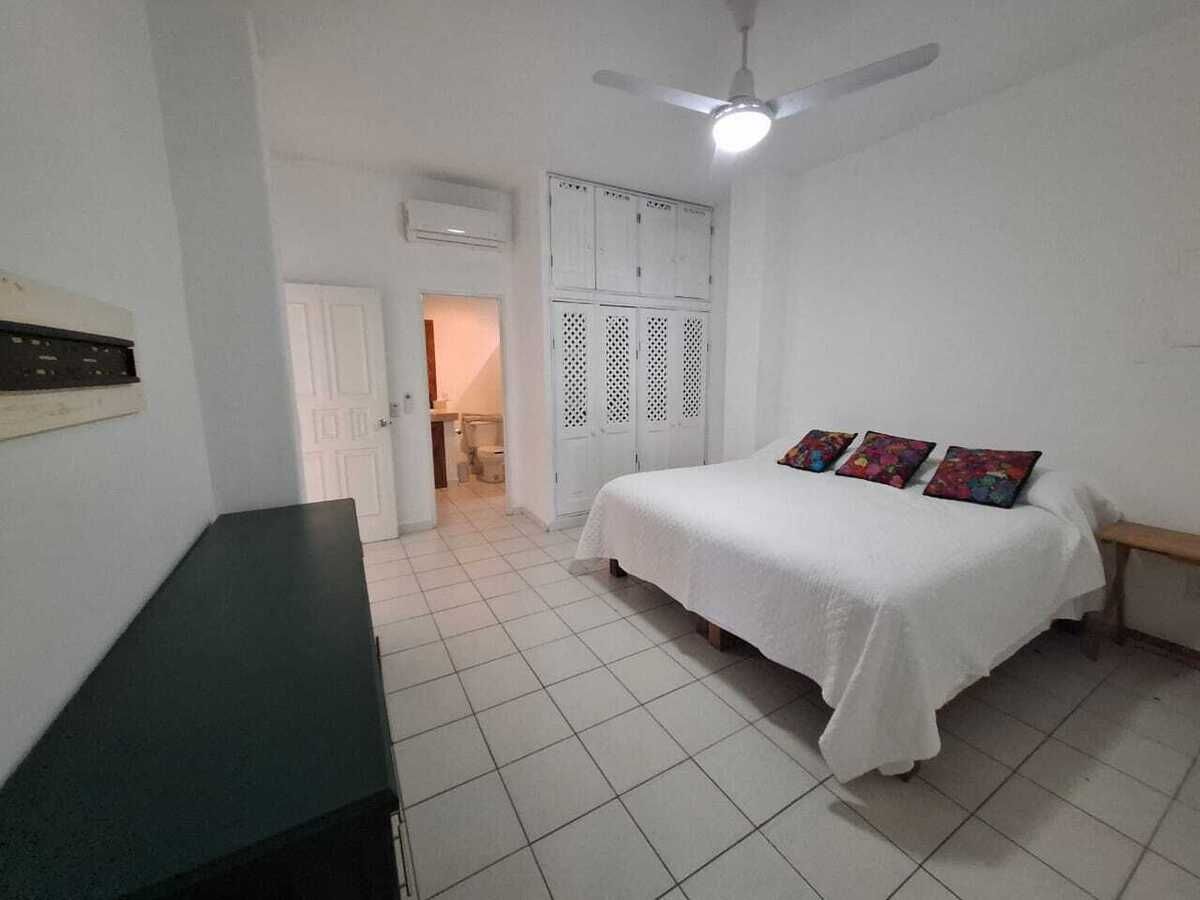 21 of 22: 2nd bedroom