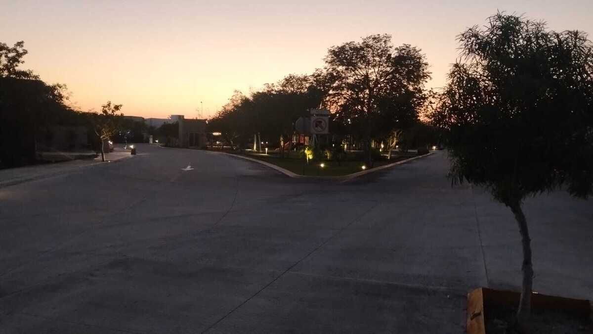 22 de 31: vista a parque dentro de la privada