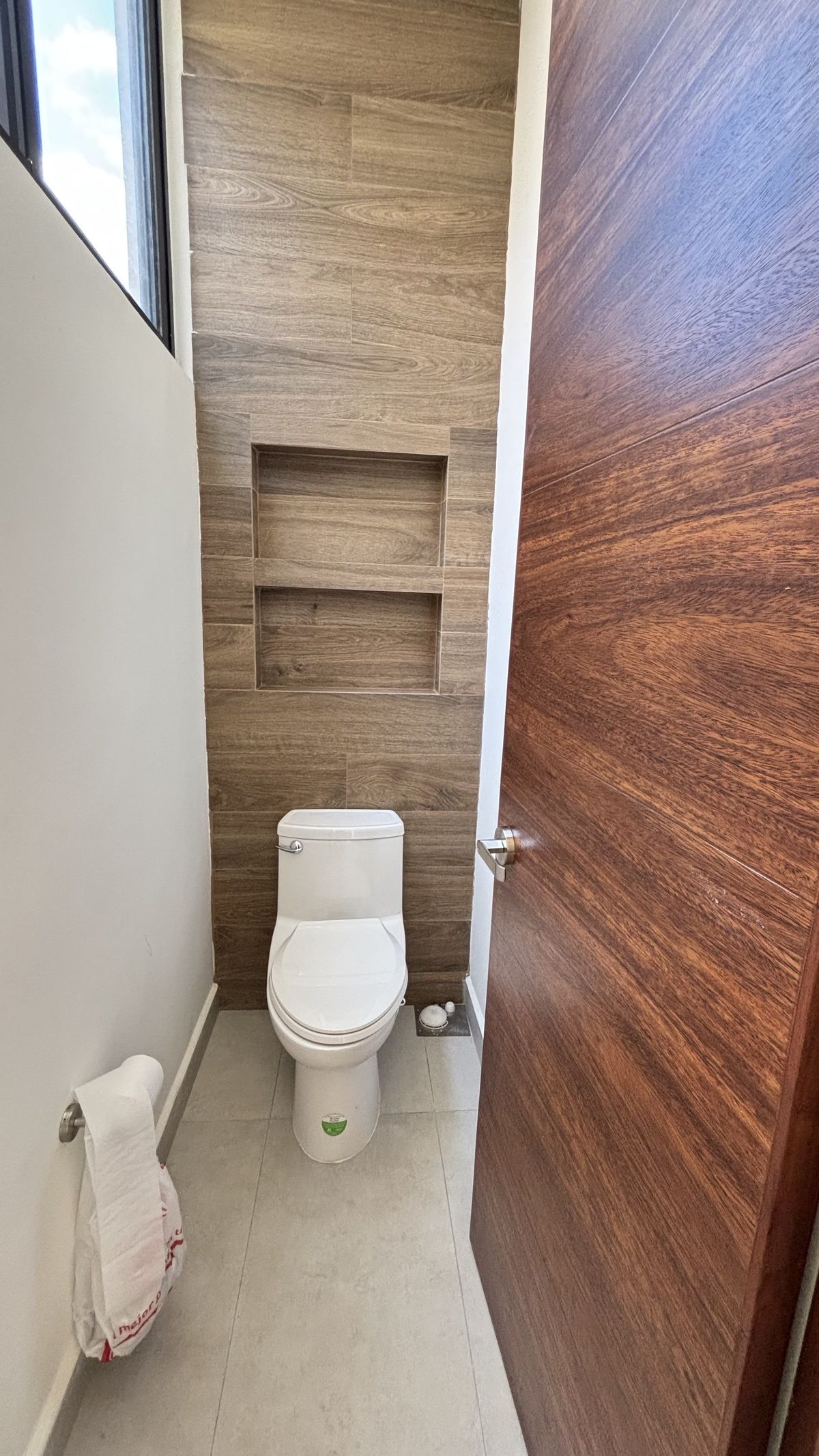 17 de 31: WC. Baño principal.