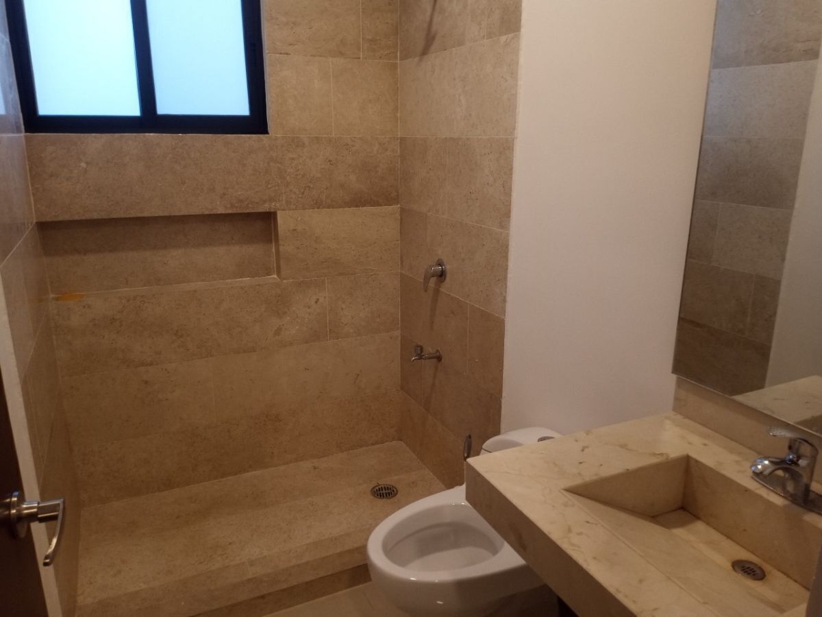 9 de 17: Baño, Hbaitación Principal