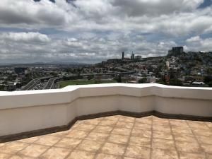 24 de 33