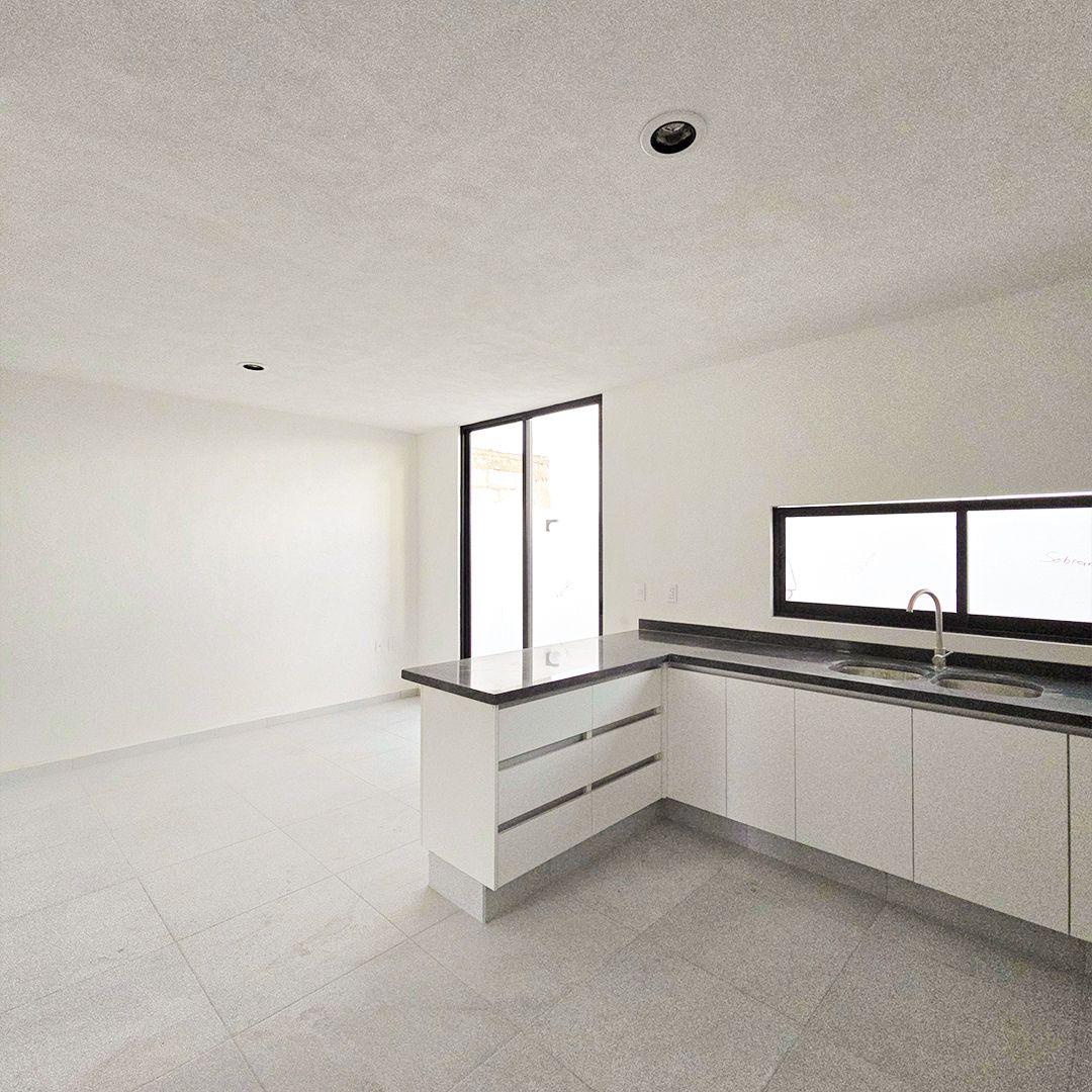 4 of 11: Cocina