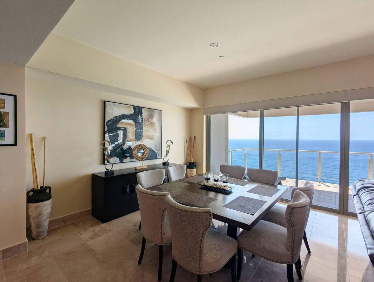 5 de 21: Palacio del Mar Condo 1702 available for rent in Tower 1
