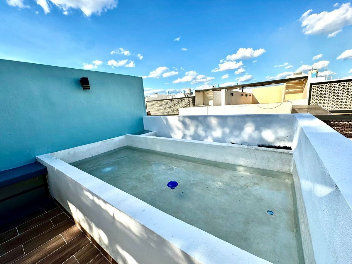piscina en el roof, foto 8 de 13