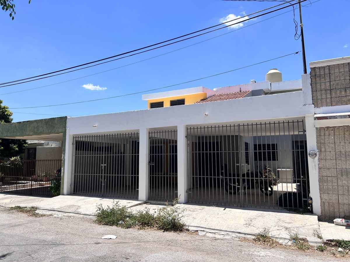 2 de 23: FACHADA