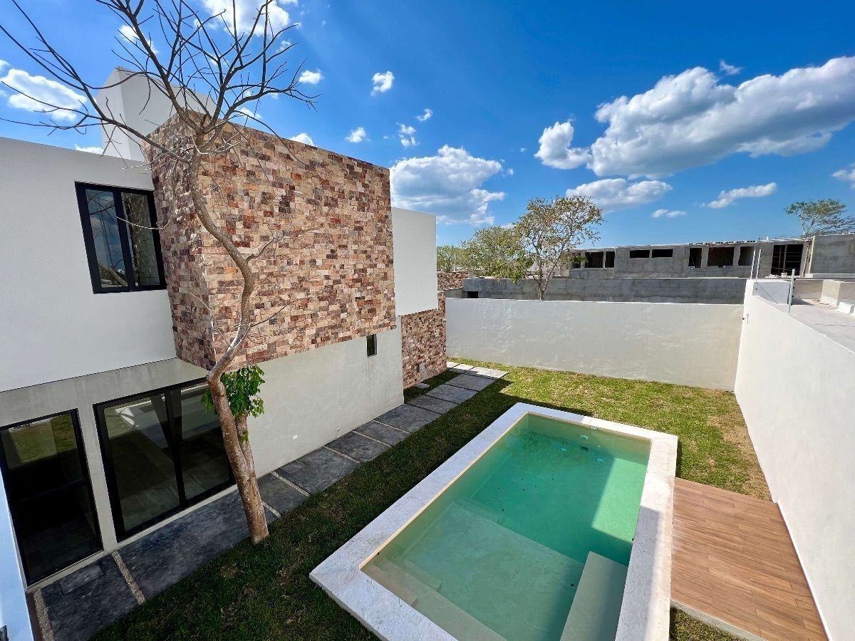 15 de 33: VISTAS TRASERAS