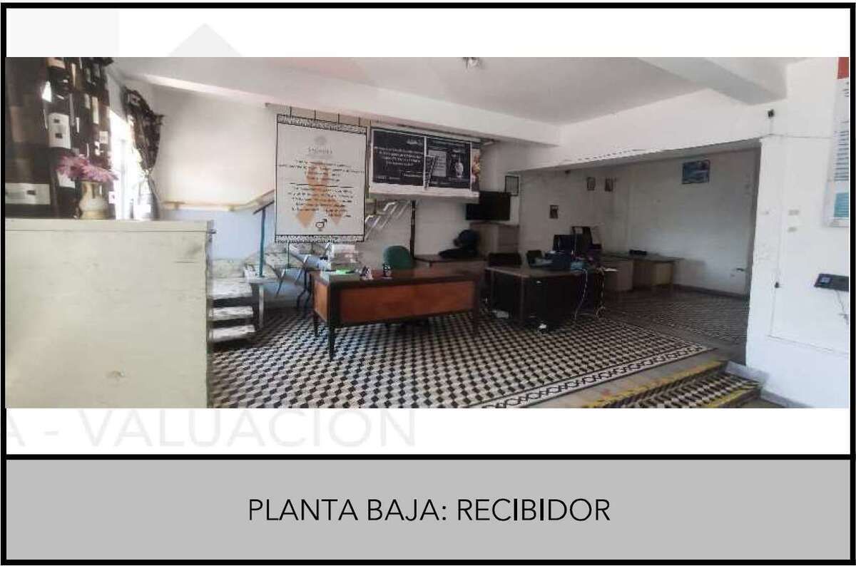3 de 8
