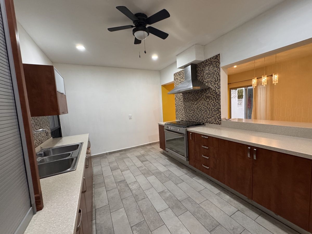 4 de 24: Cocina