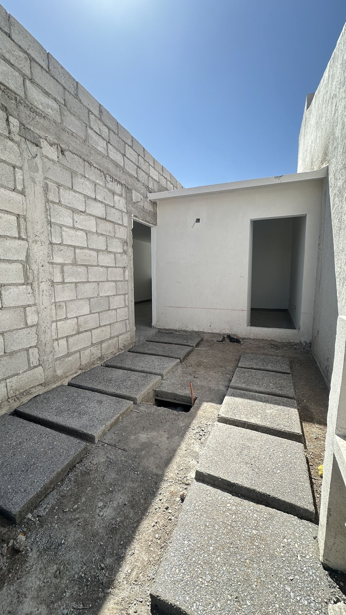 2 of 13: Entrada