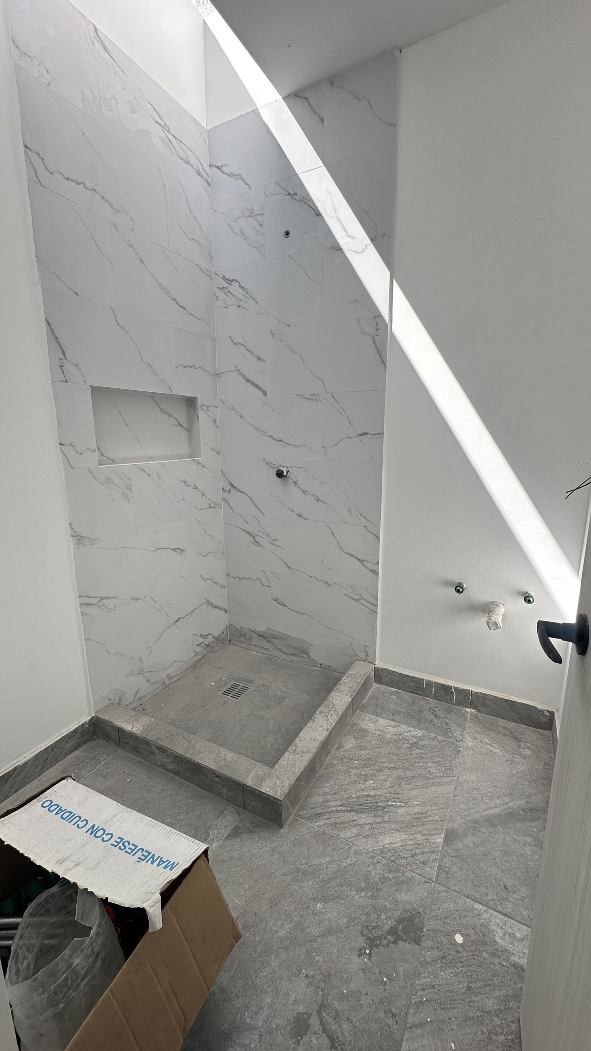 7 of 13: Baño completo