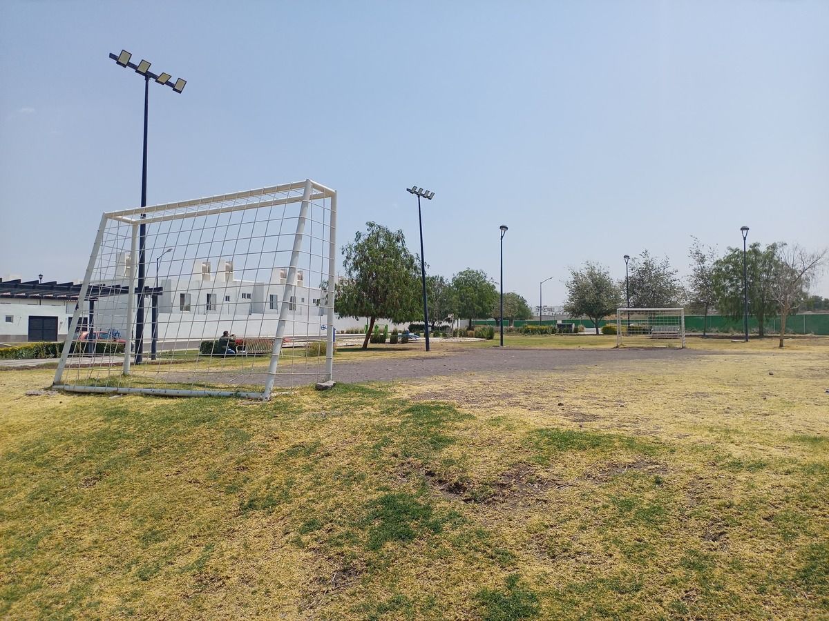 14 de 16: Canchas de Futbol