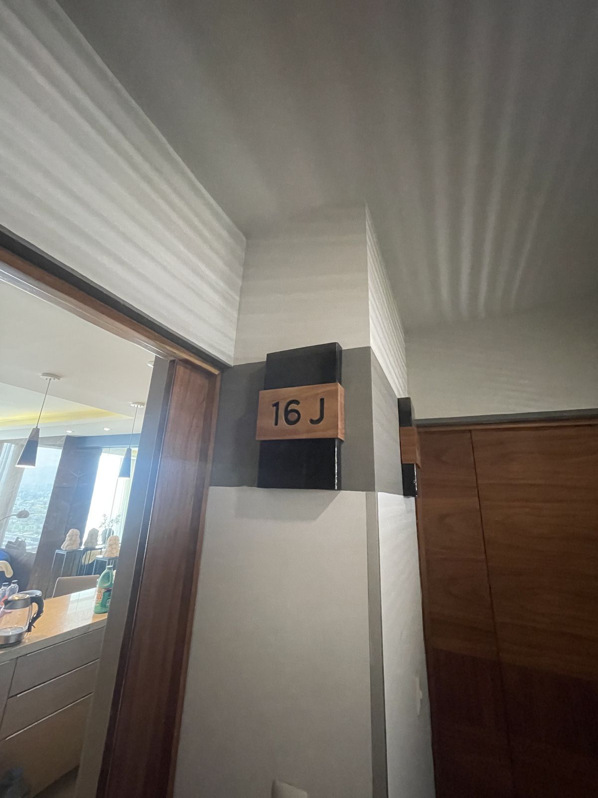 2 de 16