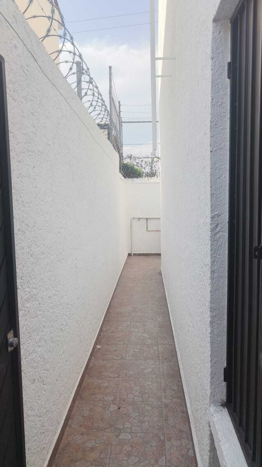 2 de 16
