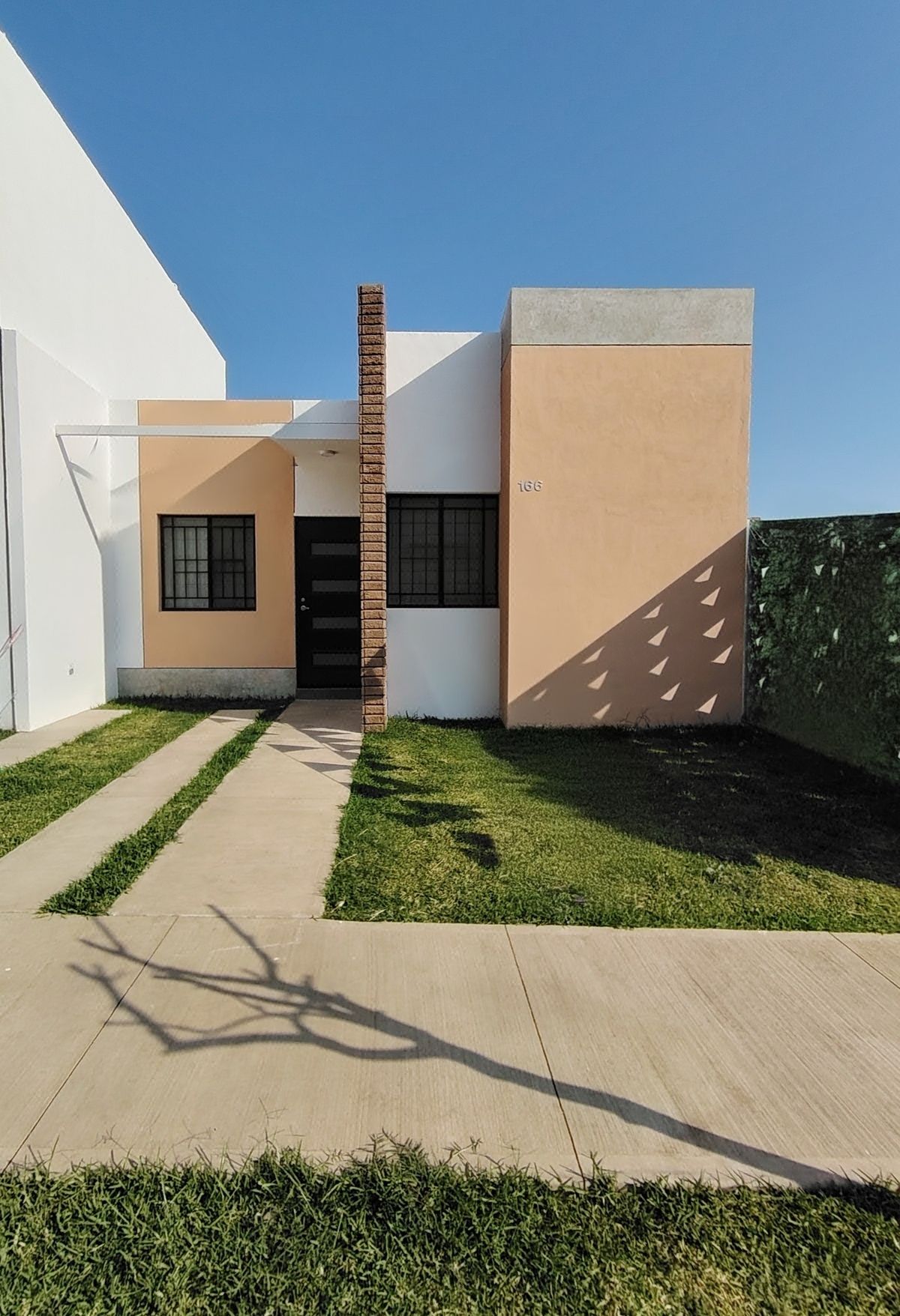 Casa en Venta de 1 Nivel en Villa de Álvarez, Comarca Norte