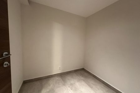 Apartamento em Arquímedes com 3 quartos