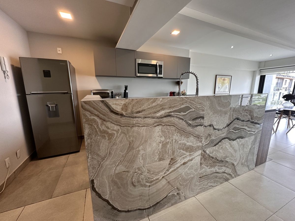 Apartamento em Arquímedes com 3 quartos, foto 1 de 25