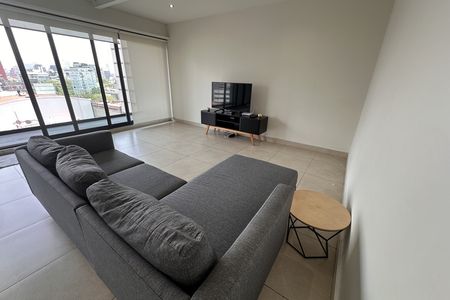 Apartamento em Arquímedes com 3 quartos