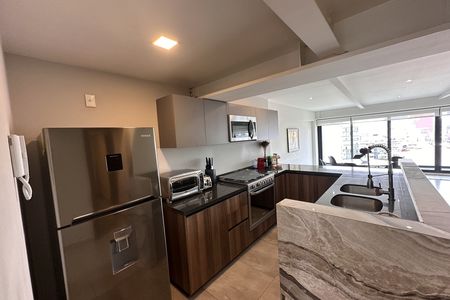 Apartamento em Arquímedes com 3 quartos