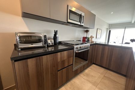 Apartamento em Arquímedes com 3 quartos