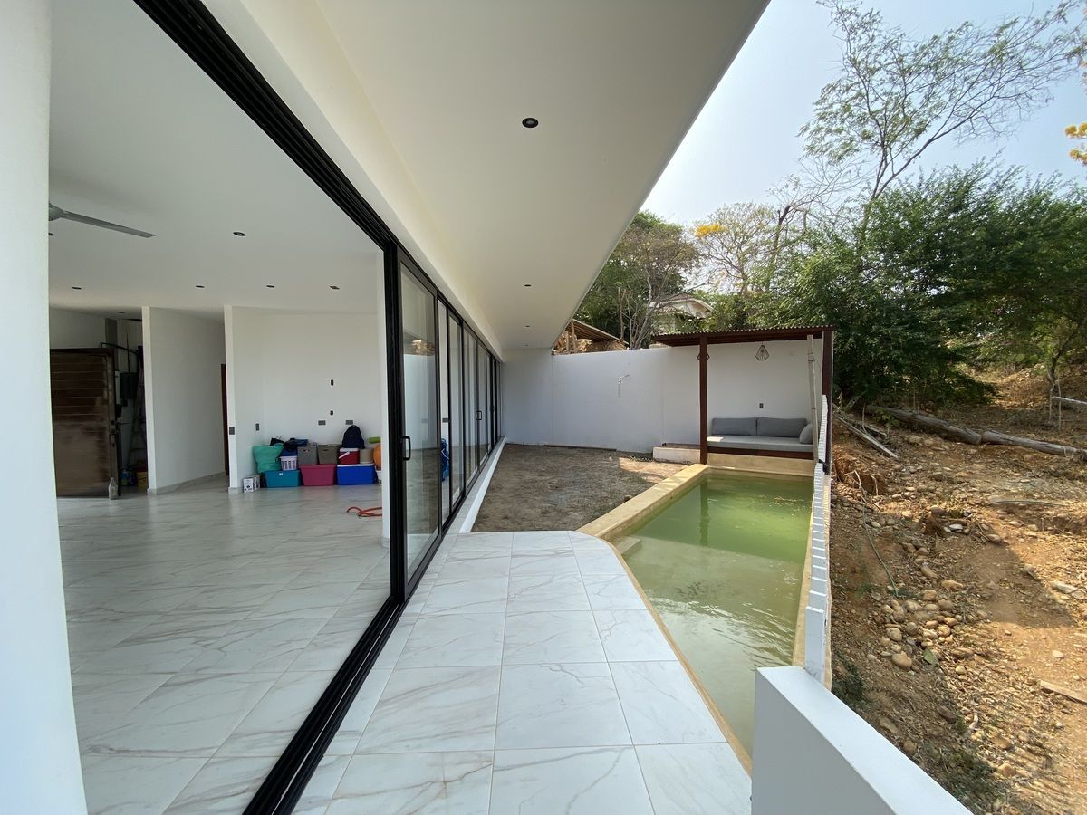 3 de 12: VISTA PATIO