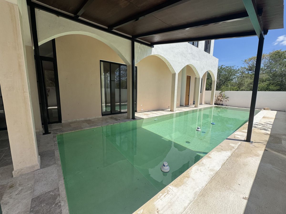 7 de 25: Piscina de 5X15