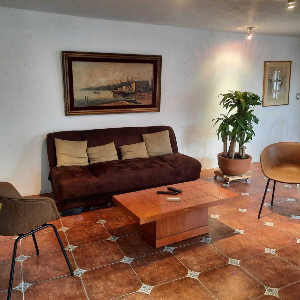 2 de 9: Sala