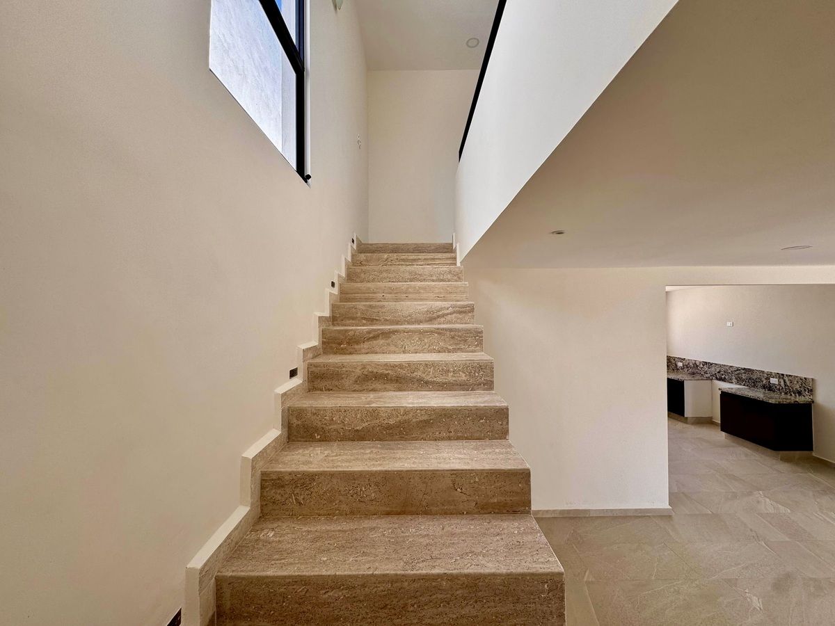 9 de 34: ESCALERAS