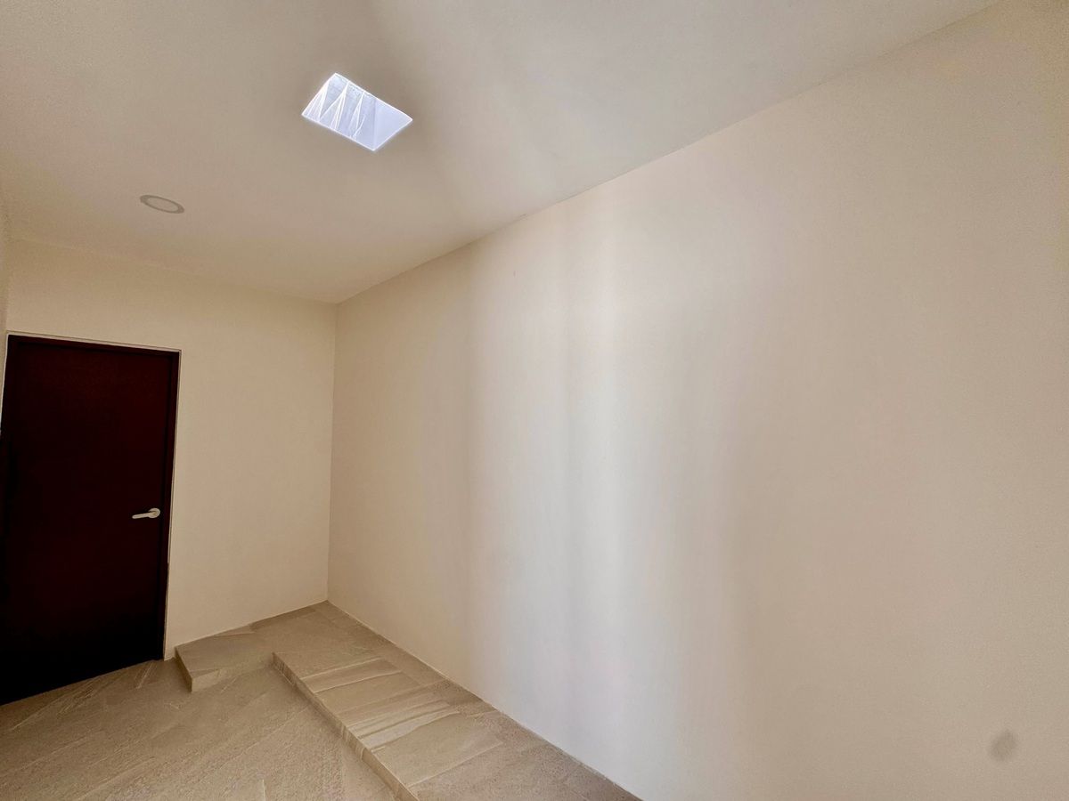 15 de 34: CLOSET VESTIDOR