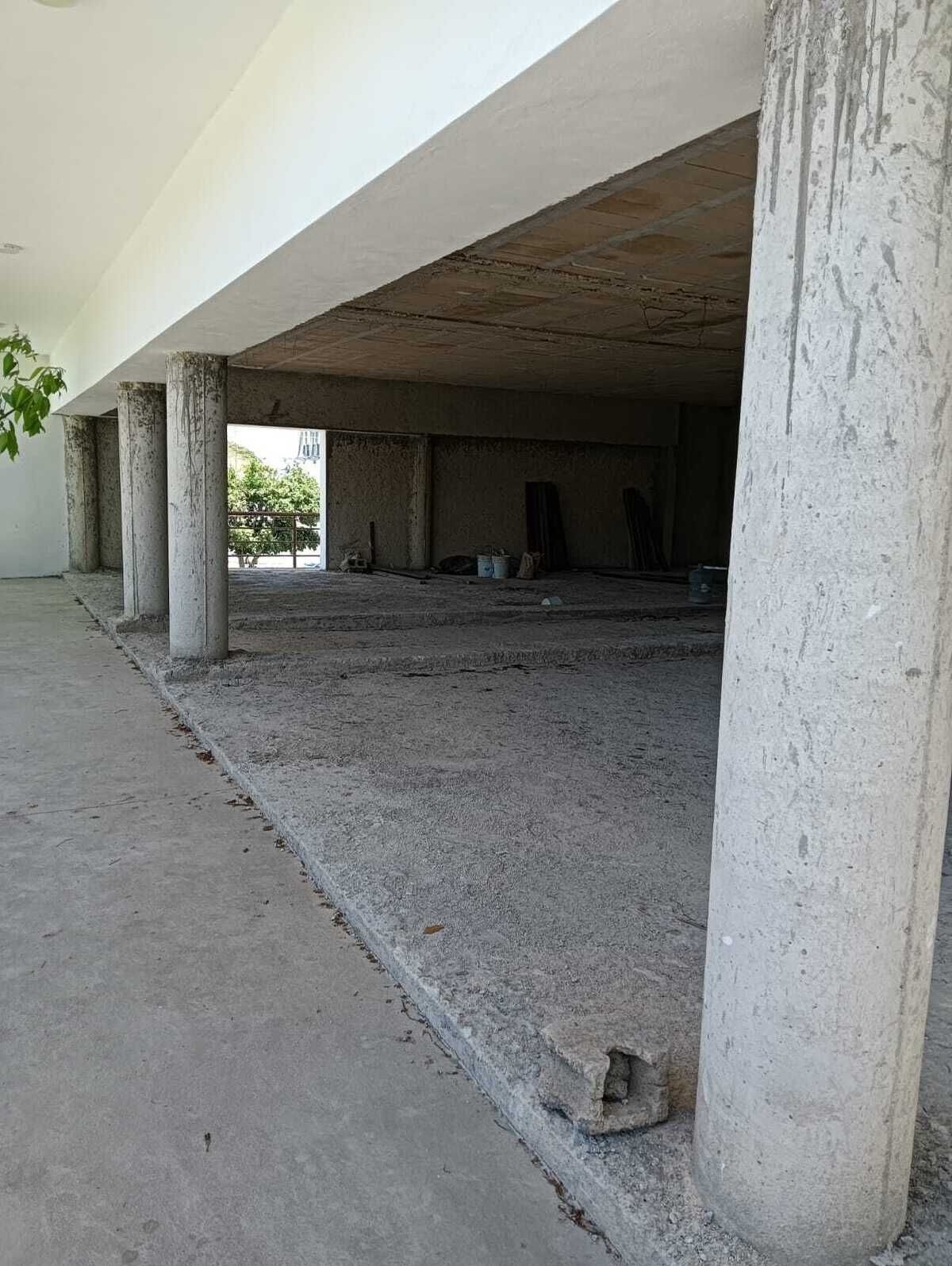 1 of 6