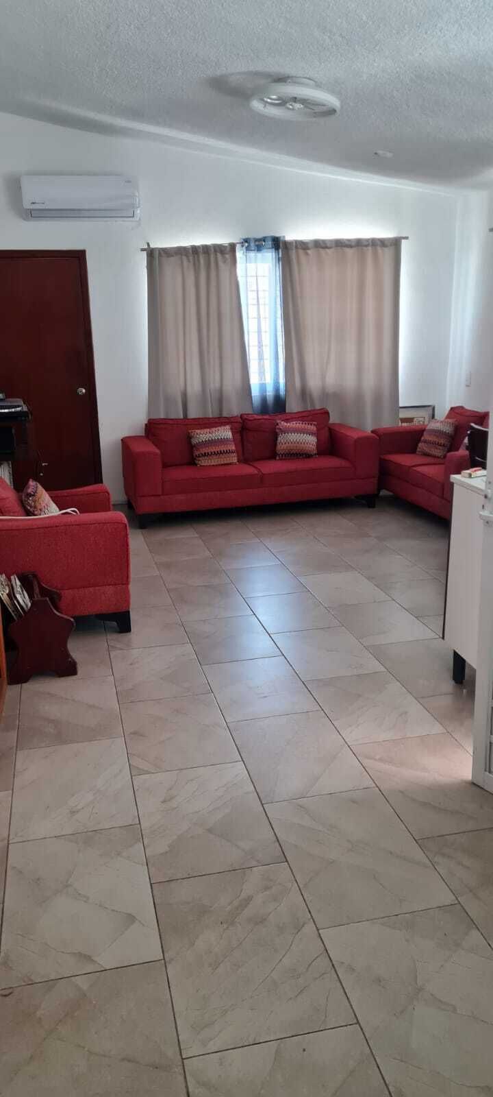 3 de 8