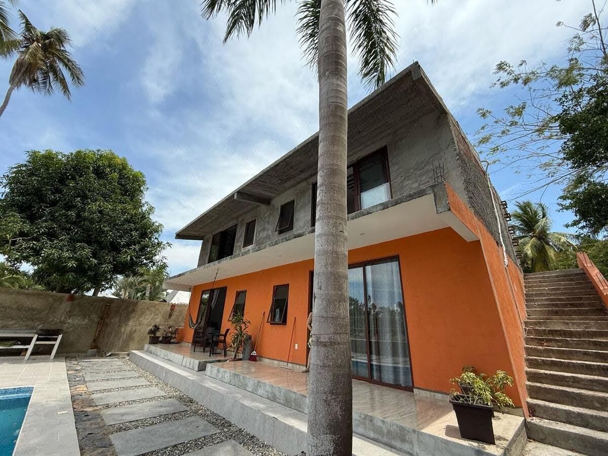Departamentos de oportunidad en venta en Club de Golf Ixtapa, Guerrero