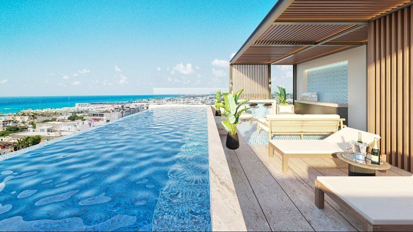 3 de 16: Rooftop Pool