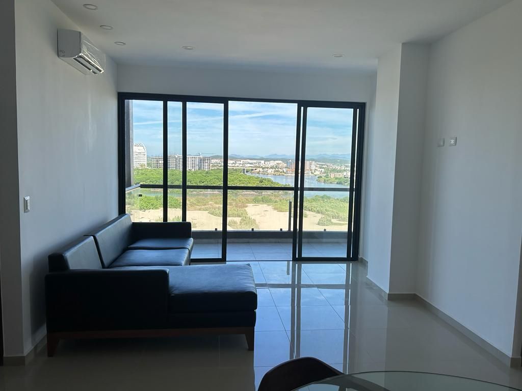 2 de 9: BALCON