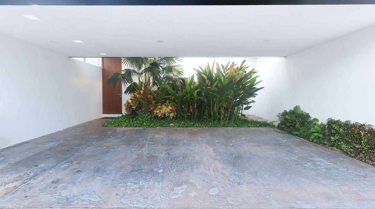 11 de 11: ESTACIONAMIENTO