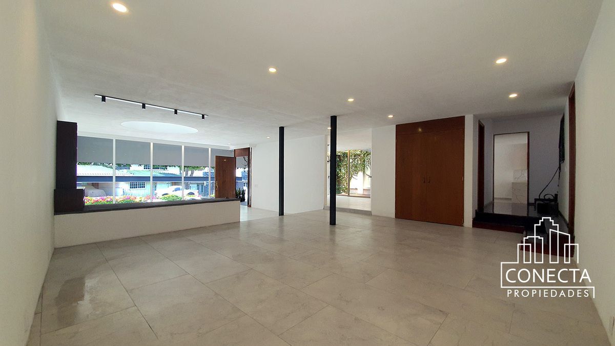 4 de 32: Sala