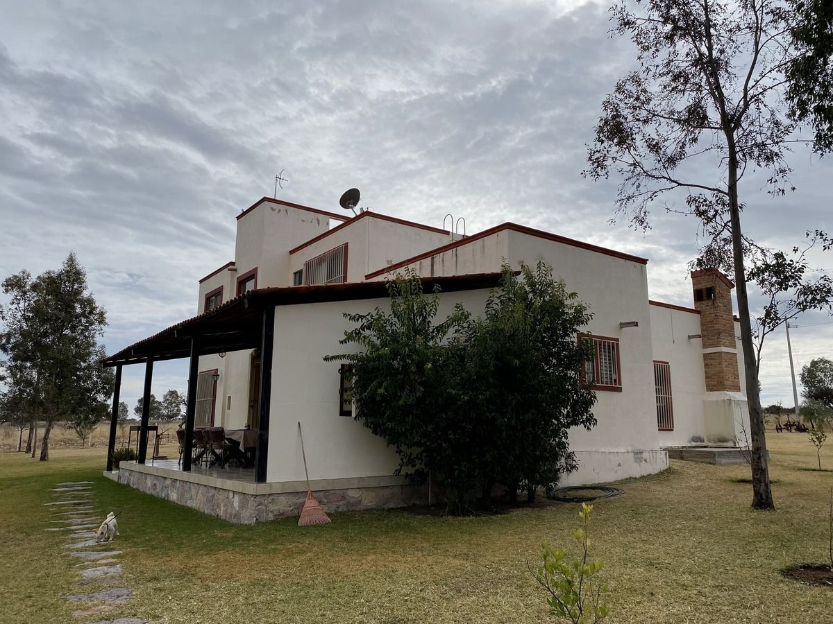 5 of 36: hacienda
