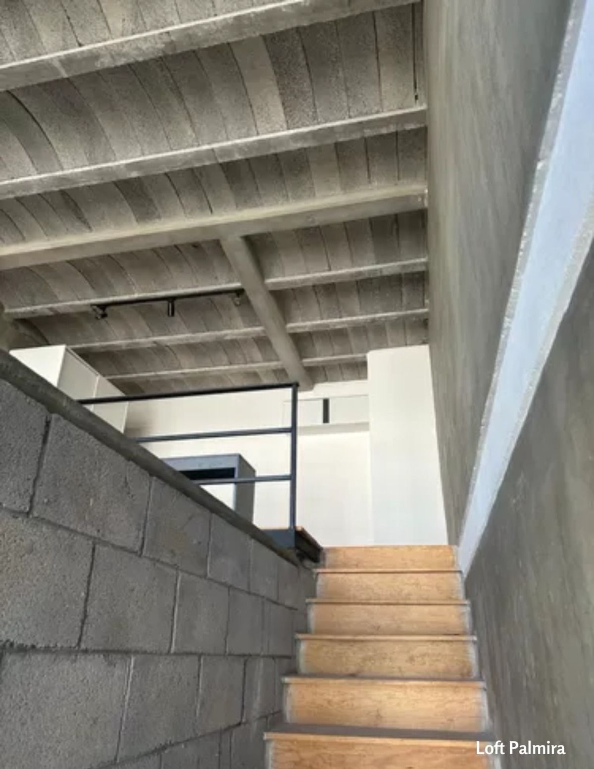 3 de 7: Acceso al tapanco