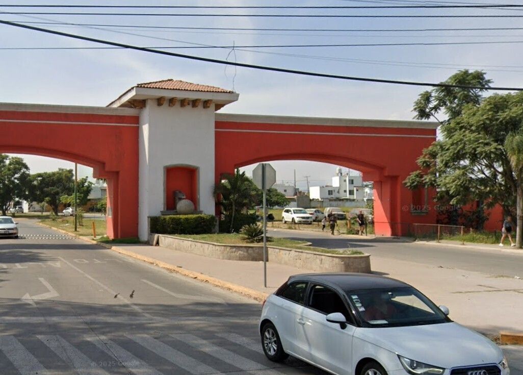 1 of 9: Pregunta por la dirección exacta.