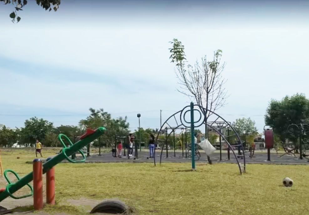 6 of 9: Áreas con juegos para niños