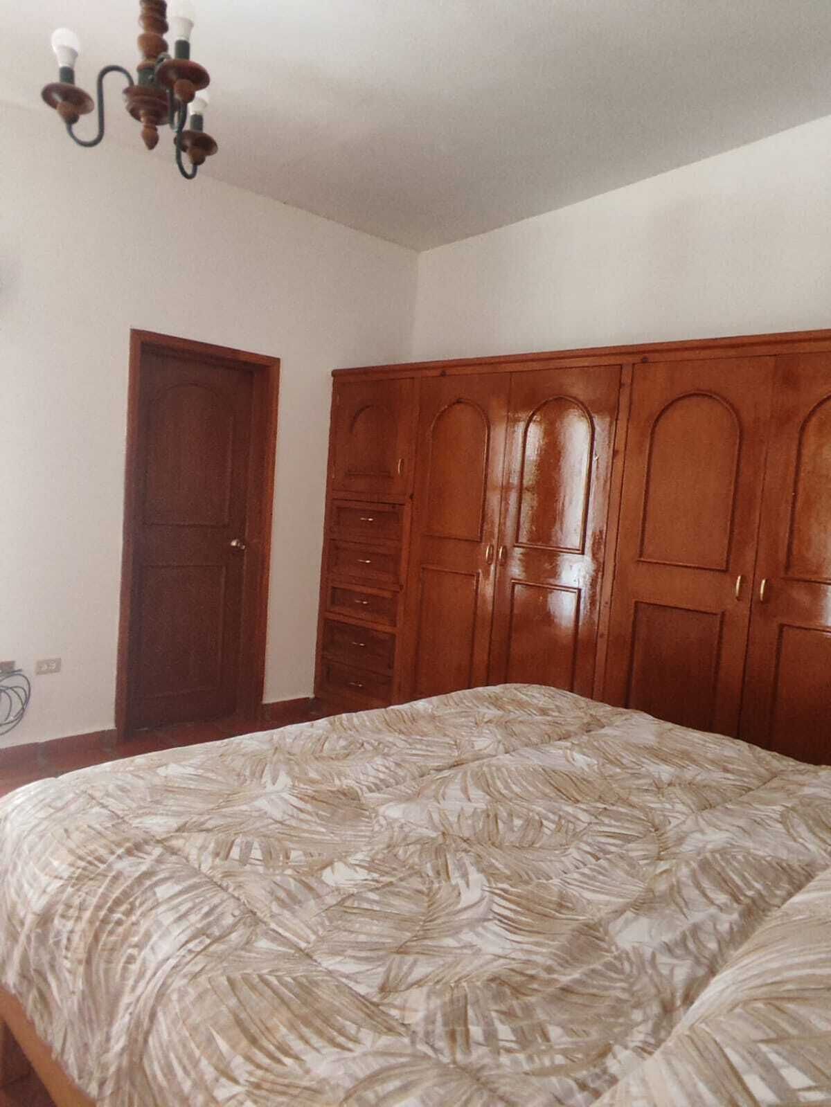 Recamara Con Closet y baño
