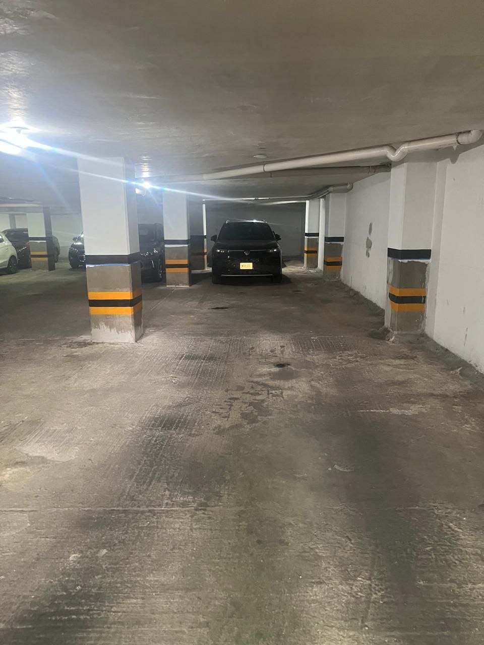 2 de 15: Estacionamientos
