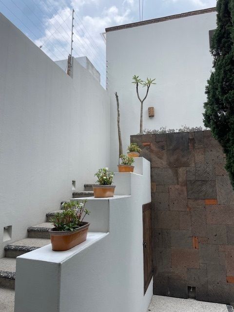 2 de 18