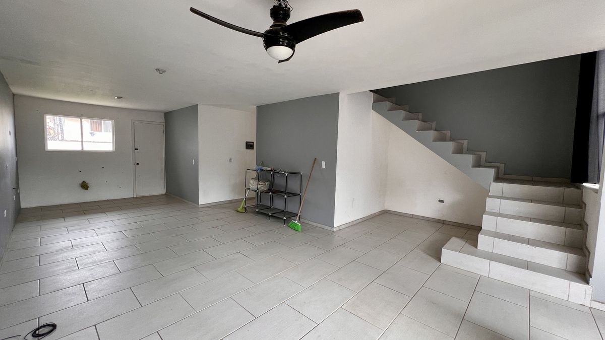 4 of 18: sala