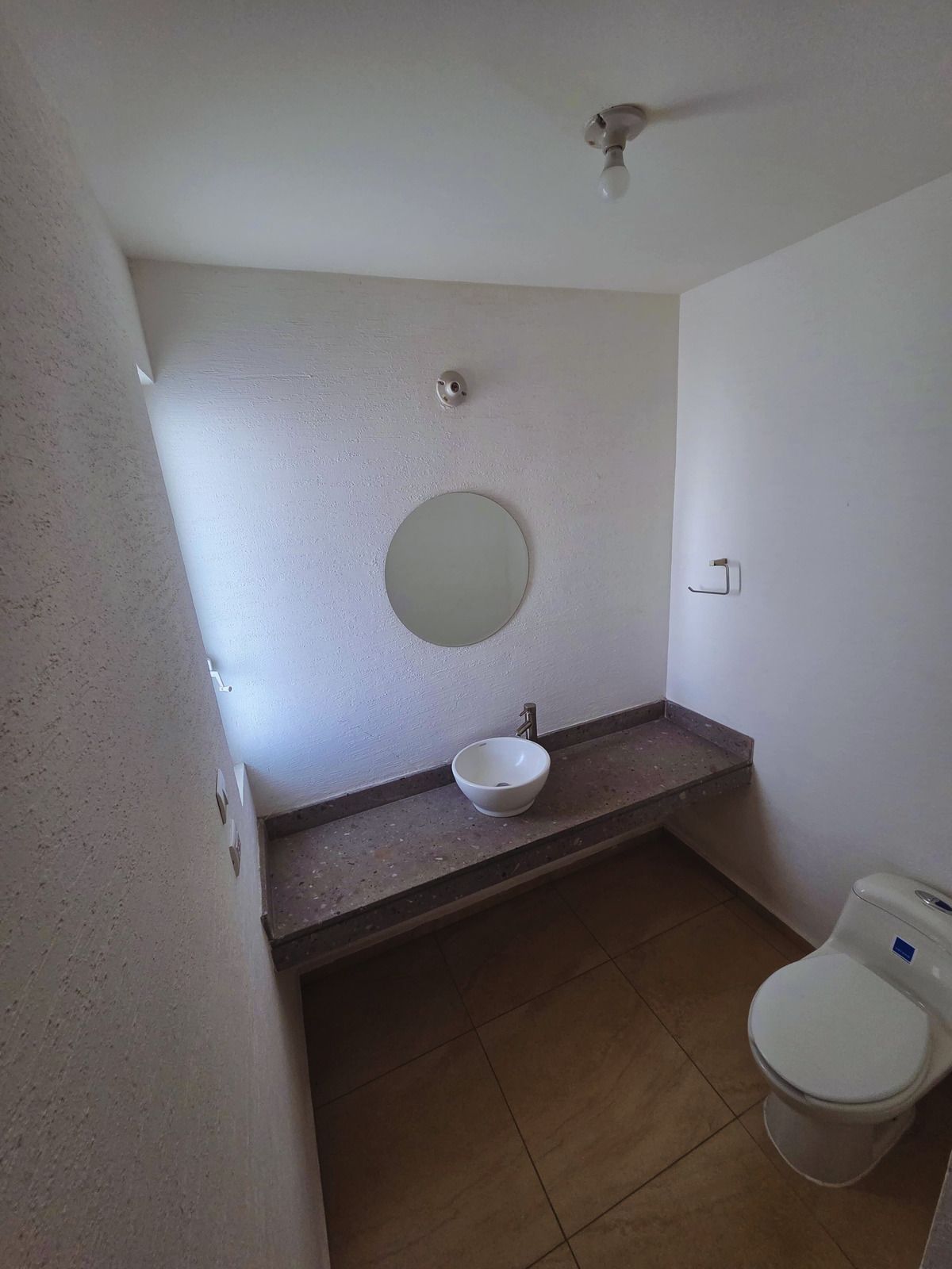 Medio Baño en PB