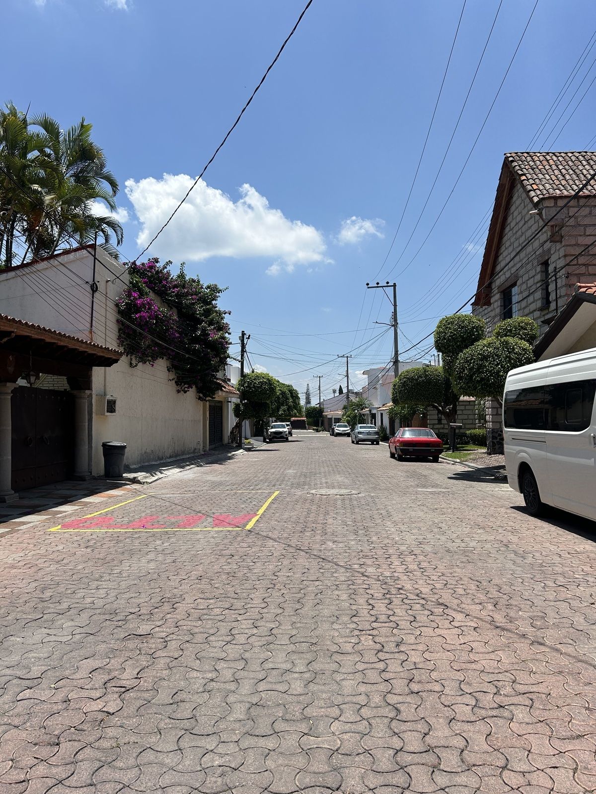 9 de 11: Acceso a la privada
