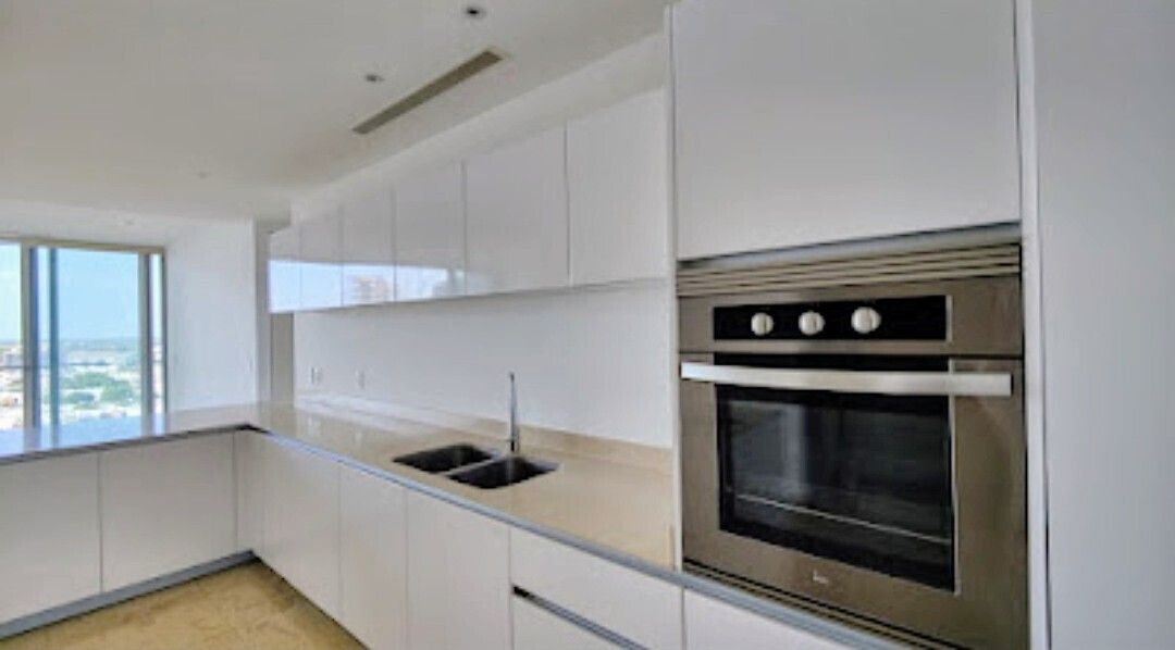 5 de 22: Cocina con horno