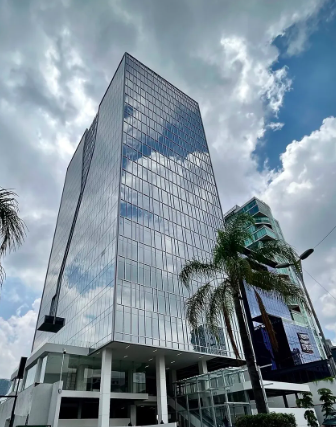 1 de 9: Fachada edificio
