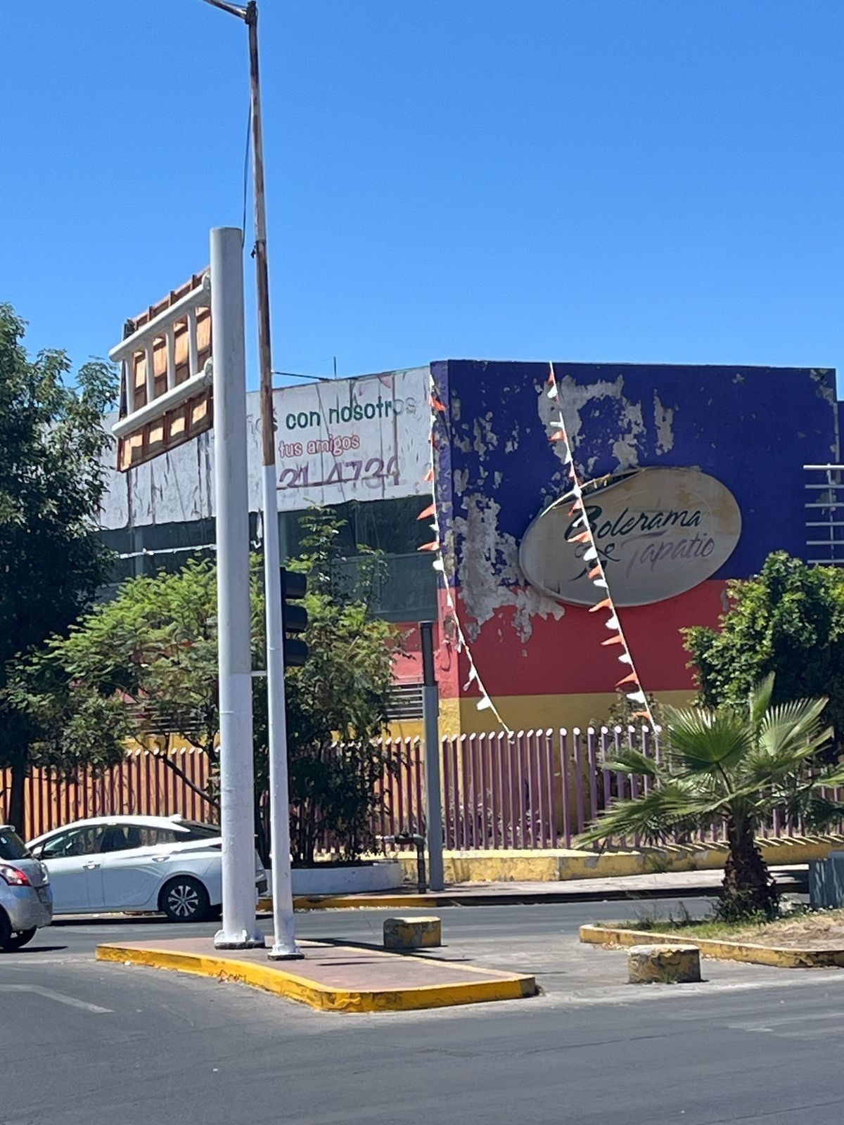 7 de 9