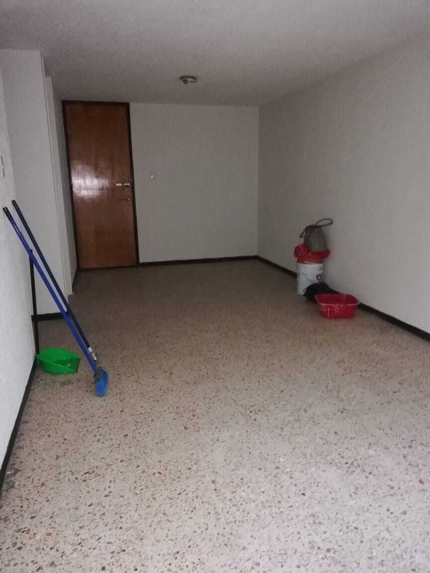 3 de 8